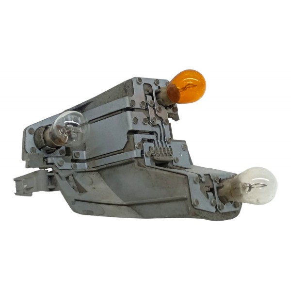 Circuito Soquete Lanterna Dir Ford Ka 2008 2009 2010 2011 12 Direito Cinza