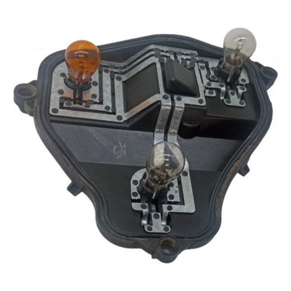 Circuito Soquete Lanterna Esquerda Gm Ônix 2014 2015 2016 Esquerdo Preto