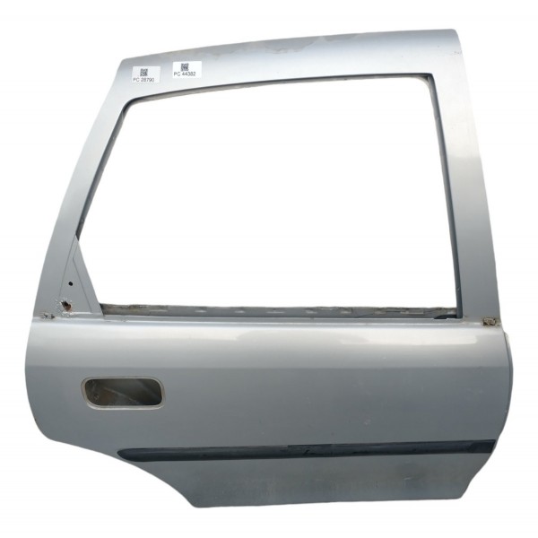 Porta Tras Direita Gm Vectra 1999 2000 2001 2002 03 Detalhe Direito Traseira