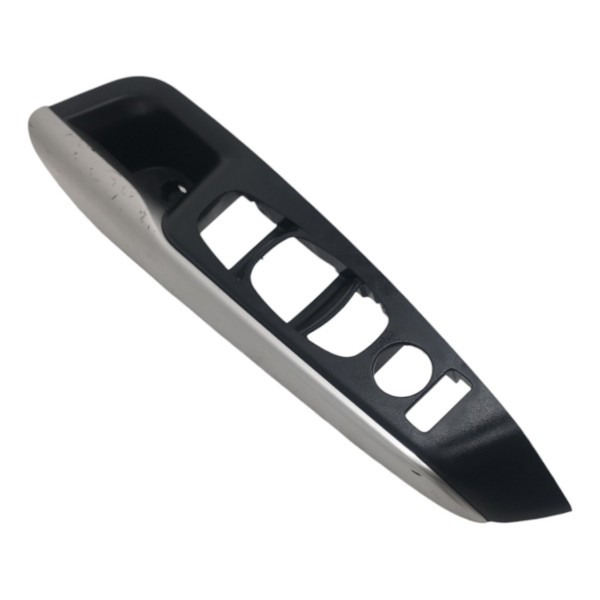 Moldura Comando Vidro Diant Esquerdo Nissan Kicks 2016 2017