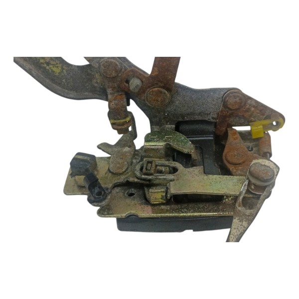 Fechadura Dianteira Esquerda Effa M100 2009 2010 2011 2012