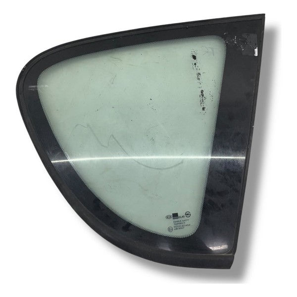 Vidro Fixo Traseiro Direito Kia Carens 2001 2002 2003