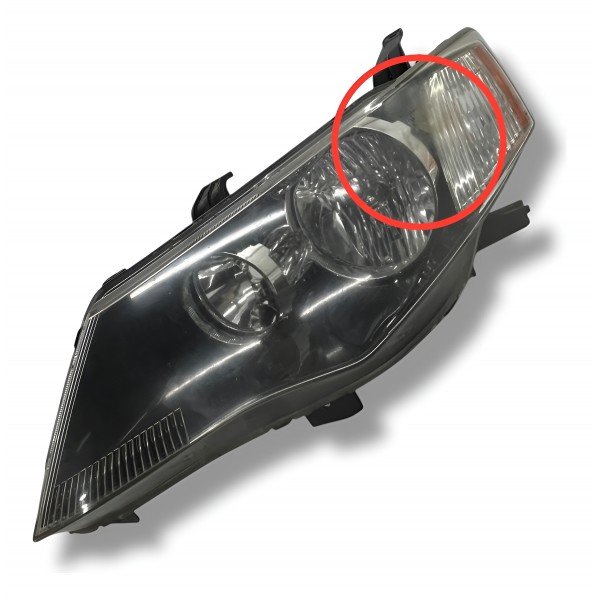 Farol Esquerdo Mitsubishi Outlander 2007 2008 2009 Detalhe