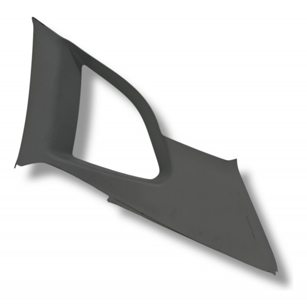 Acabamento Coluna Traseira Direita Bmw X1 2010 2011 2012 13