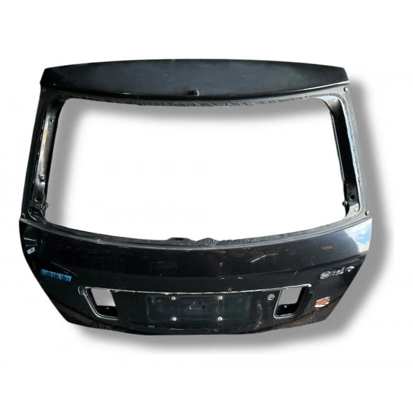 Tampa Traseira Fiat Stilo 2004 2005 2007 2010 2012 Detalhe