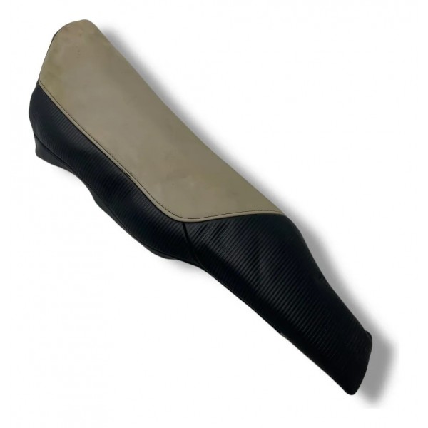 Acabamento Banco Traseiro Direito Volvo Xc60 2012 2013 2014