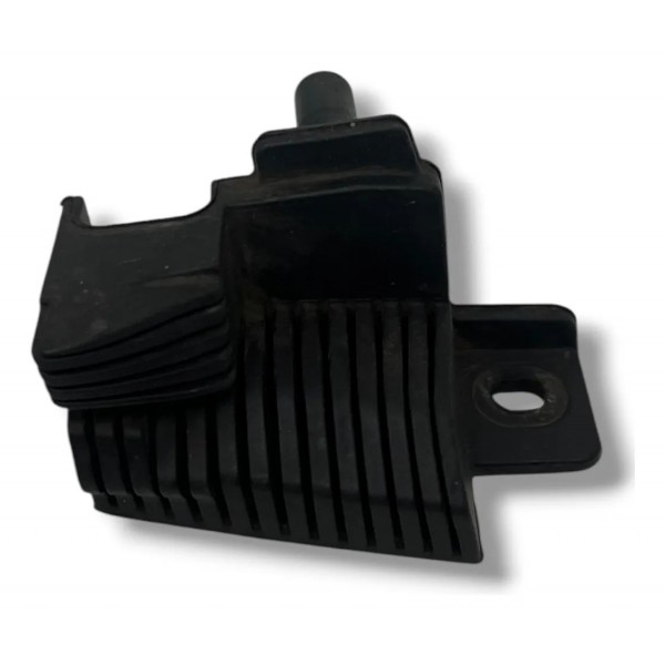 Calço Batente Capô Esq Jeep Renegade 2016 2017 2020