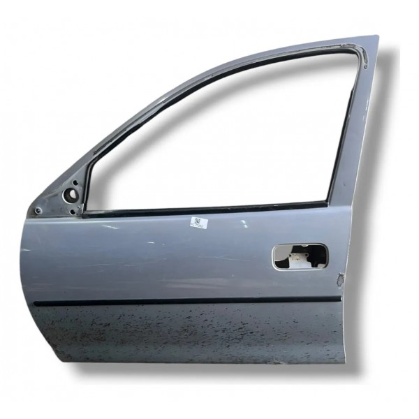 Porta Dianteira Esq Gm Corsa 1999 2000 2001 2002 2005 Dianteira Esquerda