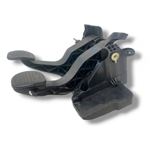 Par Pedal Embreagem Freio Fiat Mobi 2016 2017 2018 2019 2020