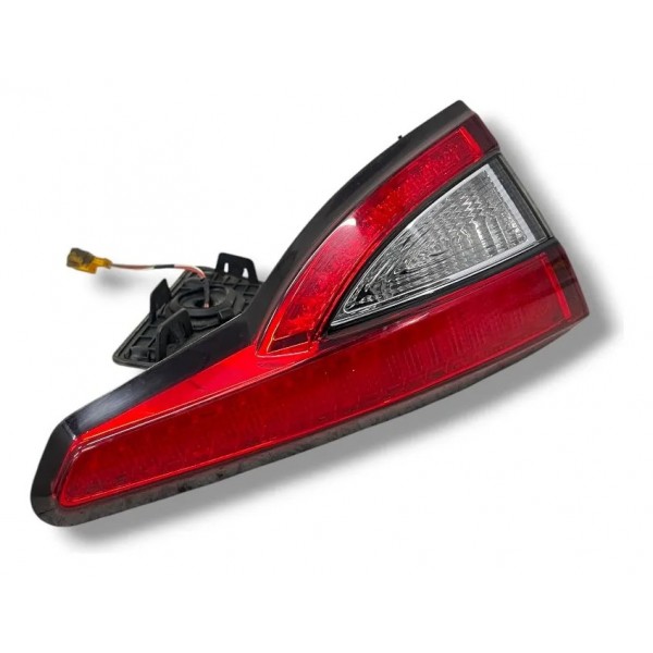 Lanterna Tampa Traseira Esquerdo Fiat Argo 2018 2019 2020 21 Esquerdo/motorista