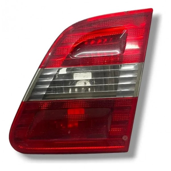 Lanterna Direita Mercedes B200 2008 2009 2010 2011 2012 Direito/passageiro