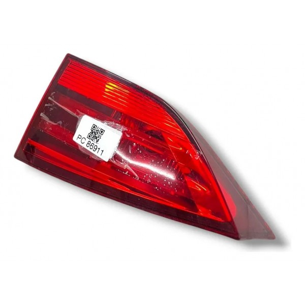 Lanterna Tampa Traseira Direita Bmw X1 2010 2011 2012 2013 Direito/passageiro