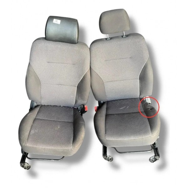 Banco Dianteiro Mitsubishi Tr4 2007 2008 2010 2013 Deta