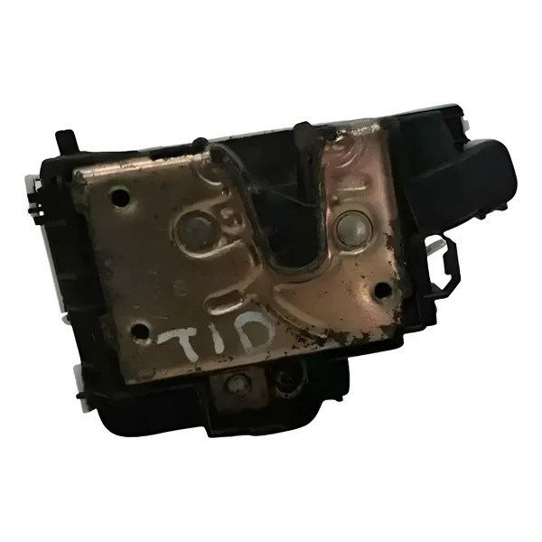 Fechadura Traseira Direita Volkswagen Polo Classic 1997 A 19